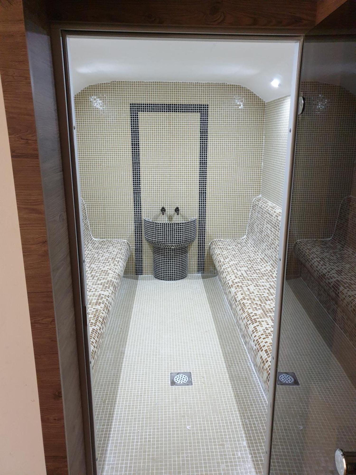 Hotel Arena - Teteks Popova Shapka Екстер'єр фото