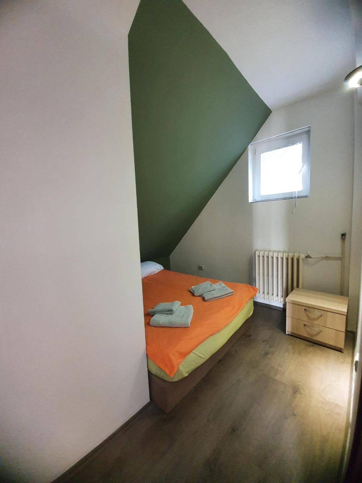 Hotel Arena - Teteks Popova Shapka Екстер'єр фото